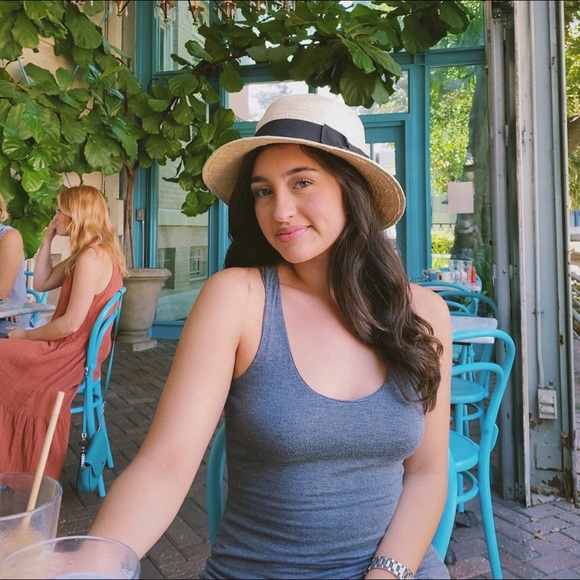 ♡︎ 𝙶𝚎𝚝 𝚝𝚘 𝚔𝚗𝚘𝚠 𝚖𝚎 ♡︎ - Picture 2 of 2